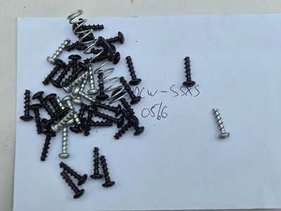 Vax SpinScrub Power CDCW-SSXS Teppichreiniger verschiedene Schrauben 05/06