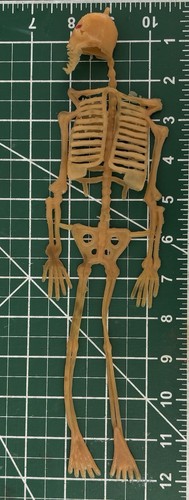 Vintage SKELETON HALLOWEEN CREEPY RUBBER JIGGLER 11.5” DIME STORE NOVELTY TOY - Picture 10 of 10