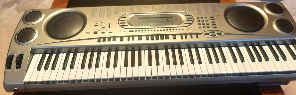 Centro de información musical Casio, Wk-1630  Foto 4 de 4