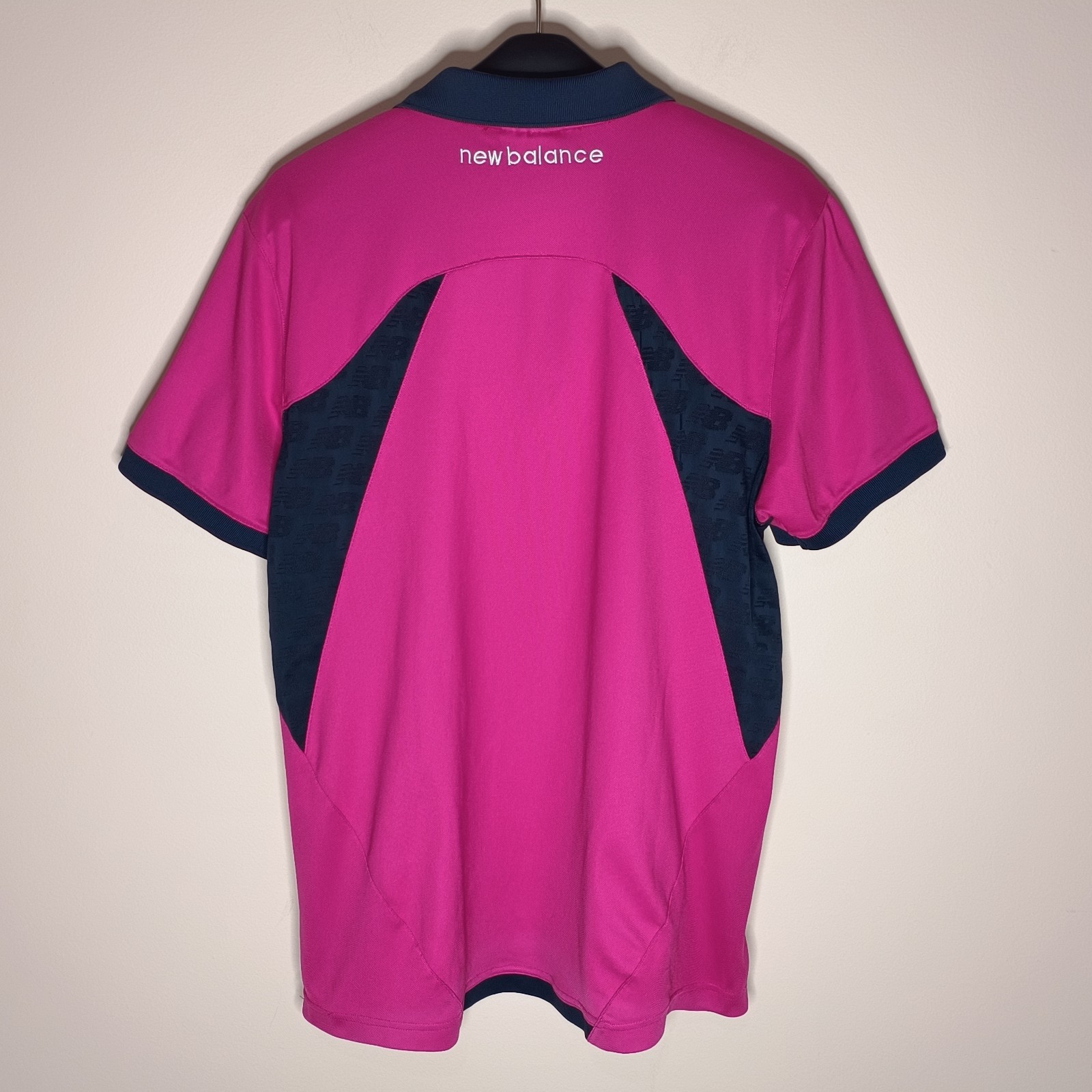 New Balance Melbourne Demons BCNA Pink Media Polo Shirt Men's Medium AFL Cancer thumbnail 7