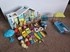 Bluey Beach House+Accessories+Figures Complete 2 Beach And Pool Sets