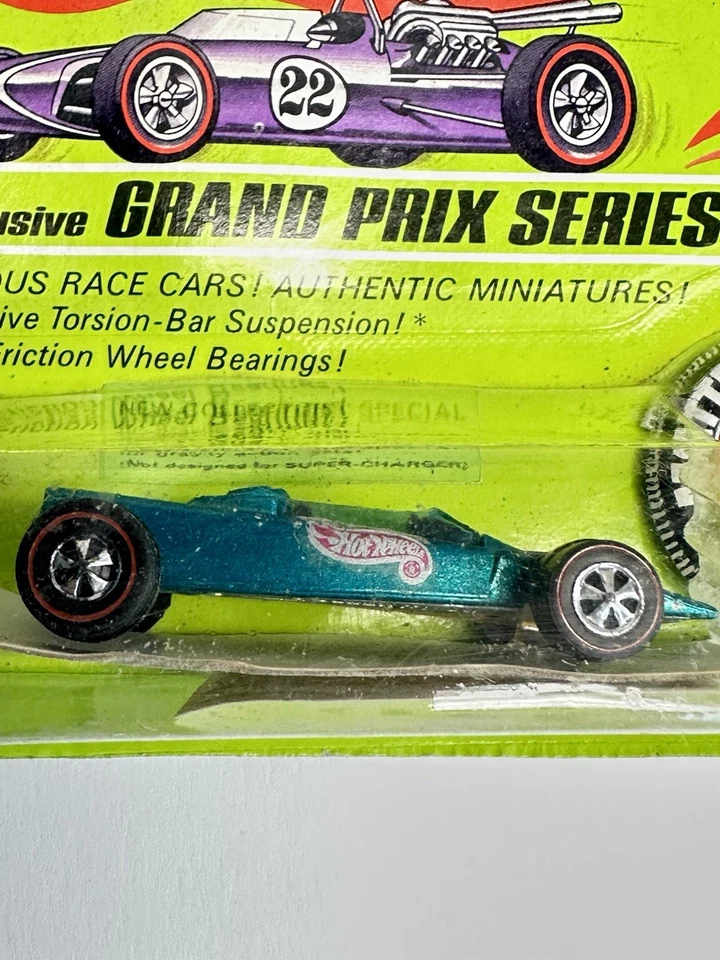 Hot Wheels 1969 Redline Green HK Lotus Turbine In Original Blister Unpunched - Image 2 of 4