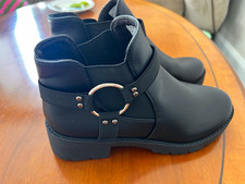 Women?s Black Ankle Pull-On Booties Elastic Buckle Ring Low Block Heel 6