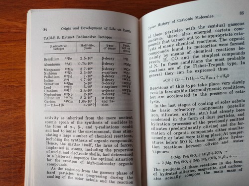 SFE Origin and Development of Life on Earth by G. Voitkevich Mir Publishers 1990 - Picture 11 of 24