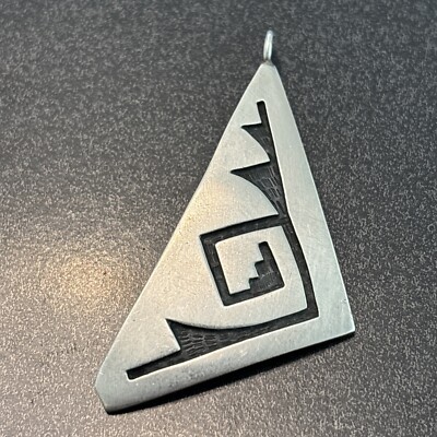 ✨️未使用✨️✯Sterling Silver✯ ⚡️Hopi Pendant⚡ Mowa Hopi Vintage Pendant Sterling Silver Overlay Abstract Design