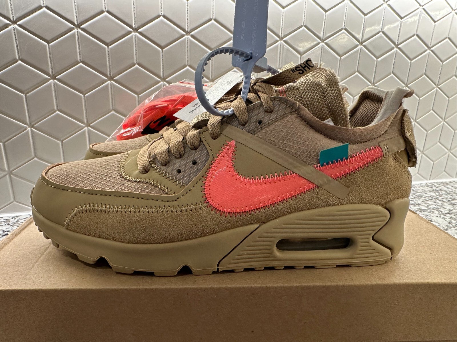 OFF WHITE X NIKE Nuovo Nike Air Max 90 x BIANCO SPORCO ""Desert Ore"" taglia 6 (AA7293 200)