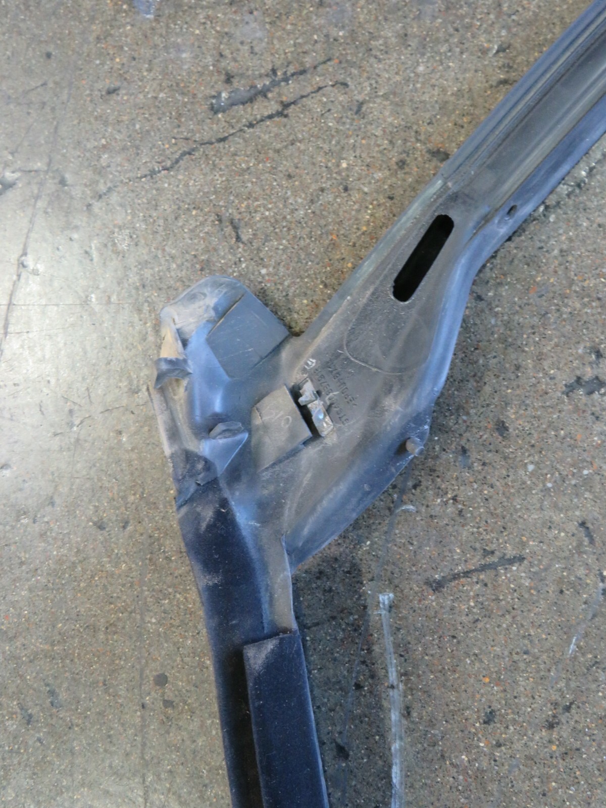 Lamborghini Gallardo, RH, Right, Gasket on Door Moulding, Used, P/N 407837912D