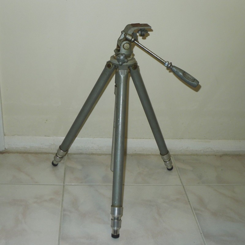 GITZO Reporter  Gilux TRIPOD with GITZO R No. 1 HEAD