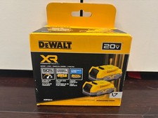 DEWALT XR POWERSTACK 20V MAX 1.7Ah Li-Ion Bat...