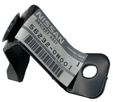 NISSAN 56232-0W001 STABILIZER MOUNTING-BRACKET ASSEMBLY GENUINE PARTS 562320W001