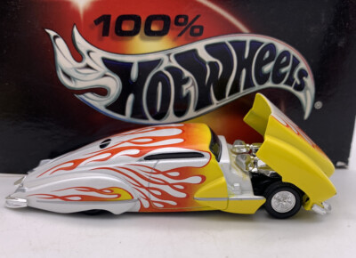 Hot Wheels Big Mutha Lead Sled Lowrider White & Yellow with Flames