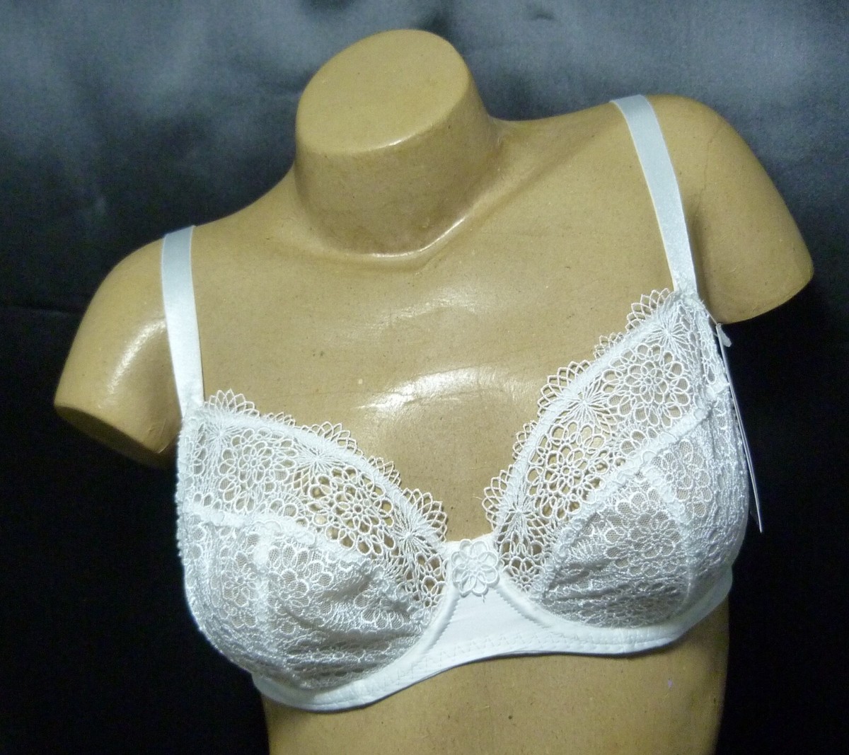 Soutien-gorge MAISON LEJABY Idole Taille 80F Couleur Prune - Armatures - Neuf Avec étiquettes