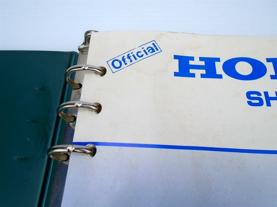 Manual de servicio de tienda Honda original - CX650C - 1983 con carpeta Honda Green Foto 3 de 4