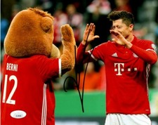 Bayern Munich Robert Lewandowski Autographed Signed 8x10 Photo JSA COA #4