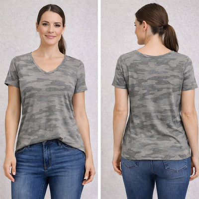 Universal Thread Women s Small Gray Camo V-Neck Short Sleeve Tee Lightweight