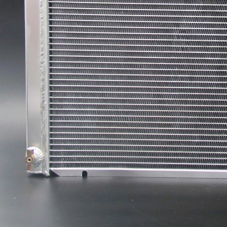 Radiador de 3 filas apto para Chevrolet Caprice Oldsmobile Buick Roadmaster 1991-1993 AT MT Foto 4 de 4