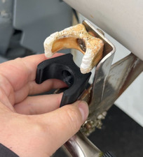 Ladder Boat Clip Quick Release Spring Clamp Fits 25mm 28mm 29mm Tub x 2