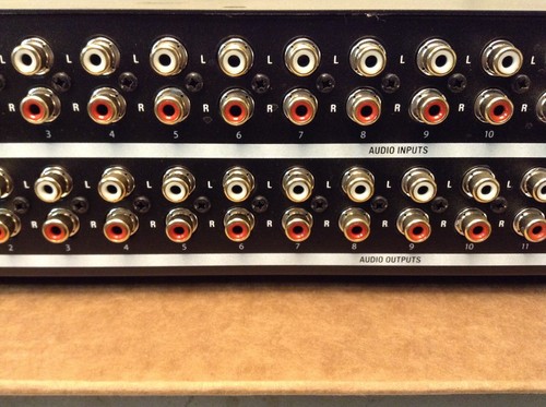 Control4 C4-16ZAMSV3-B Advanced Audio Matrix Switch - Bild 10 von 12
