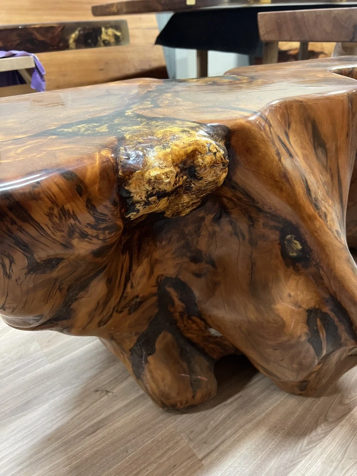 Premium Ancient Kauri  Side / Coffee/Tea Table: Natural Splendor - Image 4 of 4