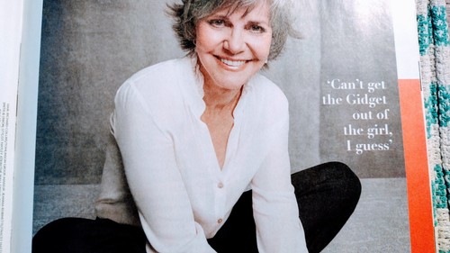 PEOPLE MAGAZINE FEBRUARY 13,2023 UNSTOPPABLE SALLY FIELD. - Picture 9 of 24
