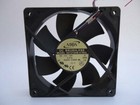 ADDA ad1212hb-a7bgl 12025 12V 0.37a 4-pin PWM server cooling fan NEW