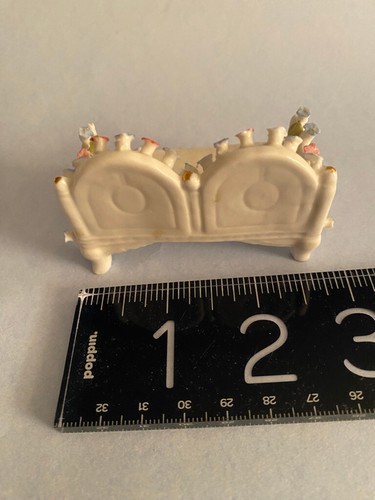 19thc GERMAN hand painted porcelain MINIATURE Settee Gilded DRESDEN MINT-small - Picture 4 of 6