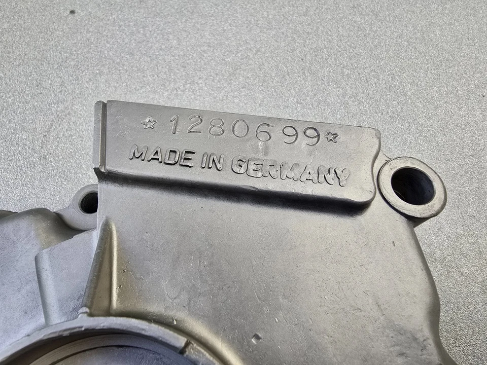 VERY NICE USED ORIGINAL 1968 PORSCHE 912 ENGINE BLOCK 3RD THIRD MEMBER 1280699 - Image 4 of 4