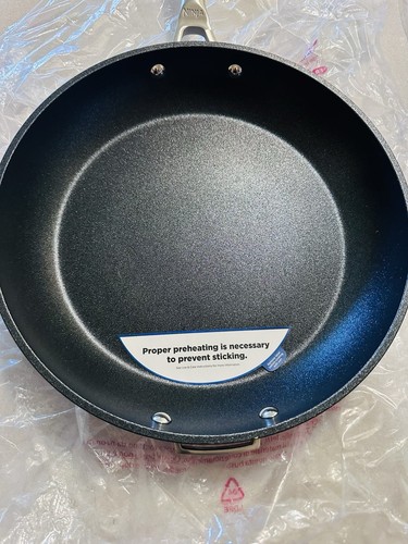 Ninja™ NeverStick® Premium Hard-Anodized 12-Inch Fry Pan