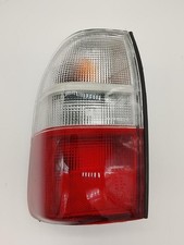 Feu arrière Mitsubishi L200