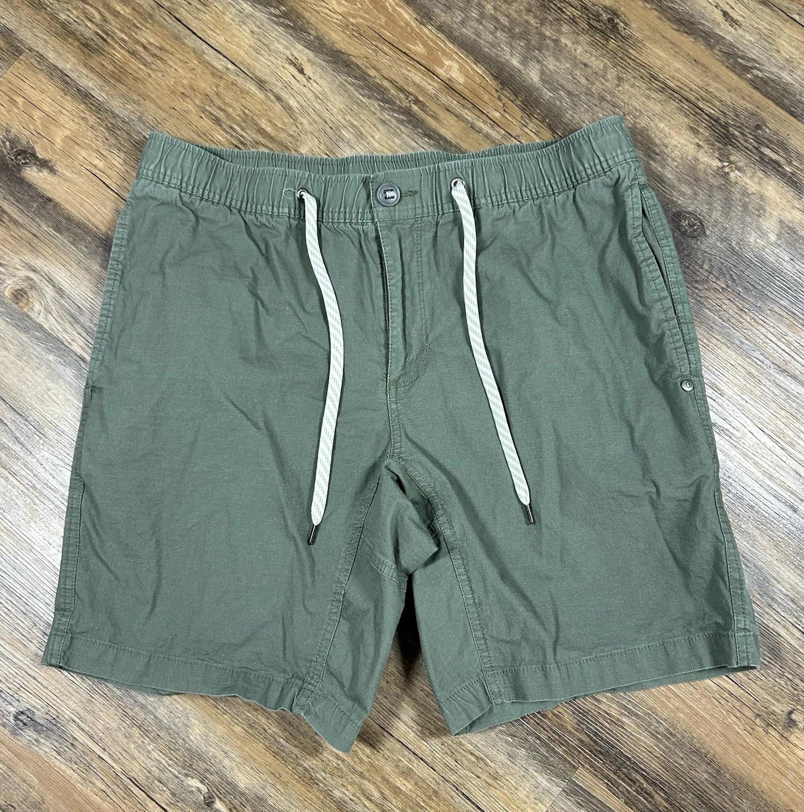 Vuori Shorts Men's Large Green Ripstop Hiking Climbing Outdoor Drawstring V370