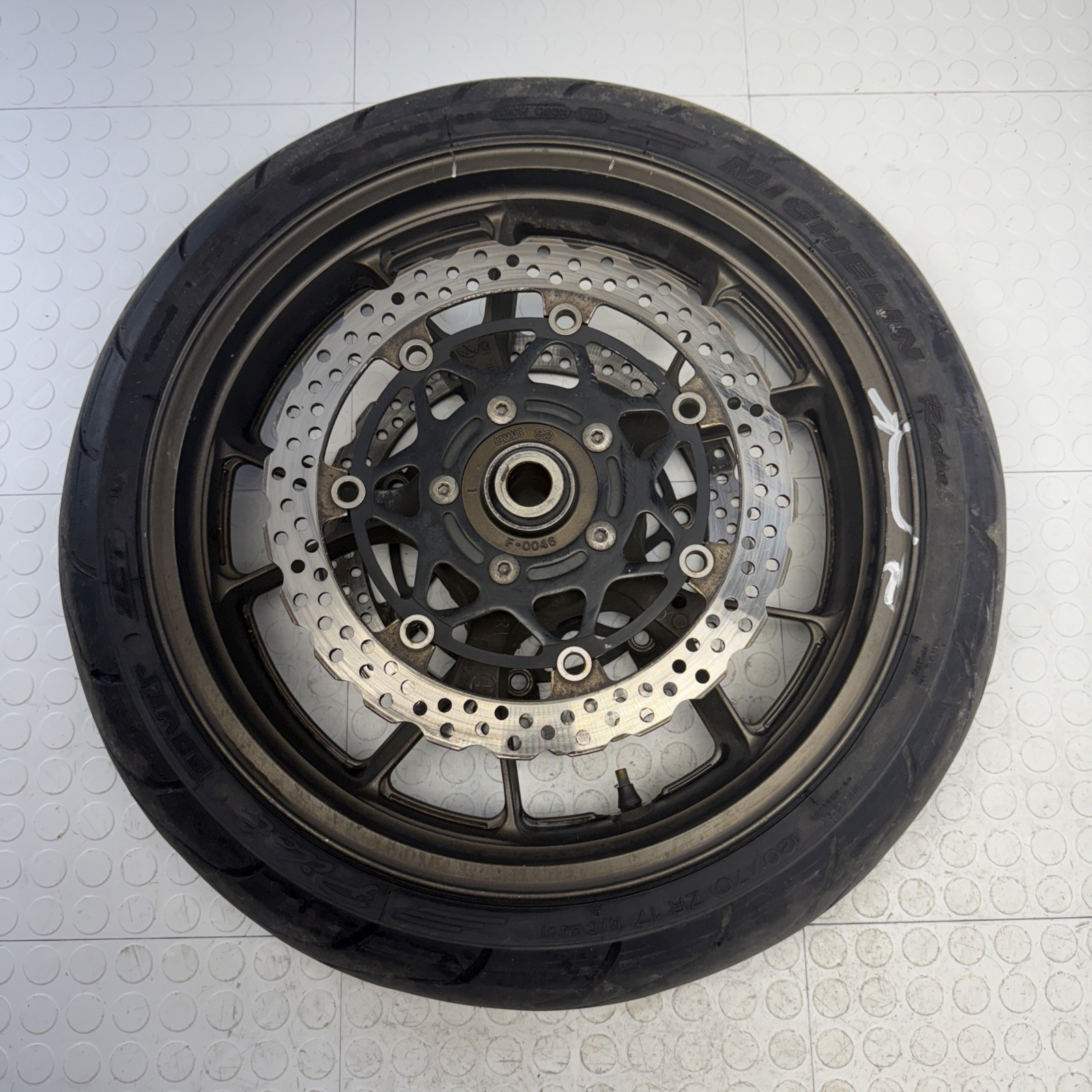 2009-2011 KAWASAKI NINJA ZX14 OEM FRONT WHEEL RIM W TIRE ROTOR DAMAGED