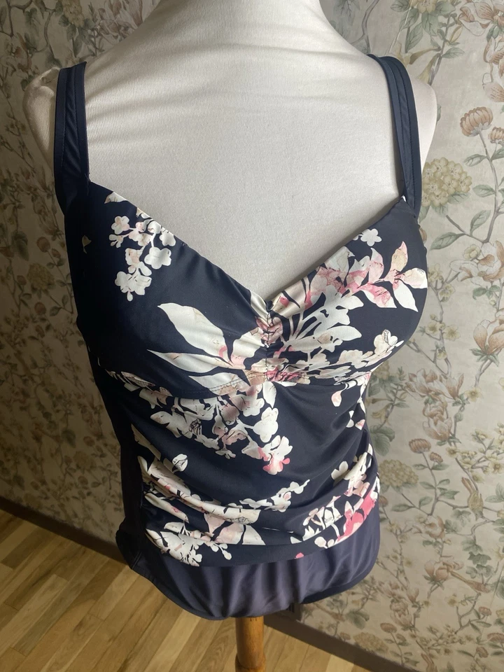 Traje de baño floral de una pieza Azul by Maxine of Hollywood talla 18 Foto 3 de 4