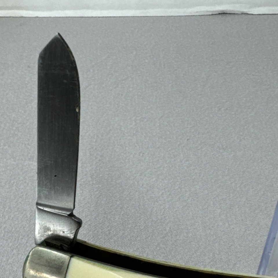 VTG Frontier Imperial U.S.A. 3 Blade Vintage Pocket Knife 4432 NICE