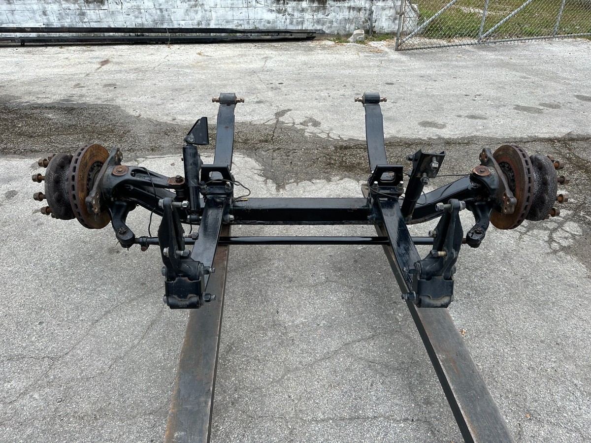 2020 Peterbilt 579 Front Axle Hendrickson Assembly | Genuine OEM
