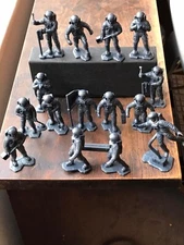 MARX TOYS RECAST 54 MM APOLLO ASTRONAUT PLAYSET REISSUE-15 FIGURES-DARK GREY
