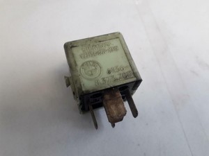 Реле 61368373700 бмв