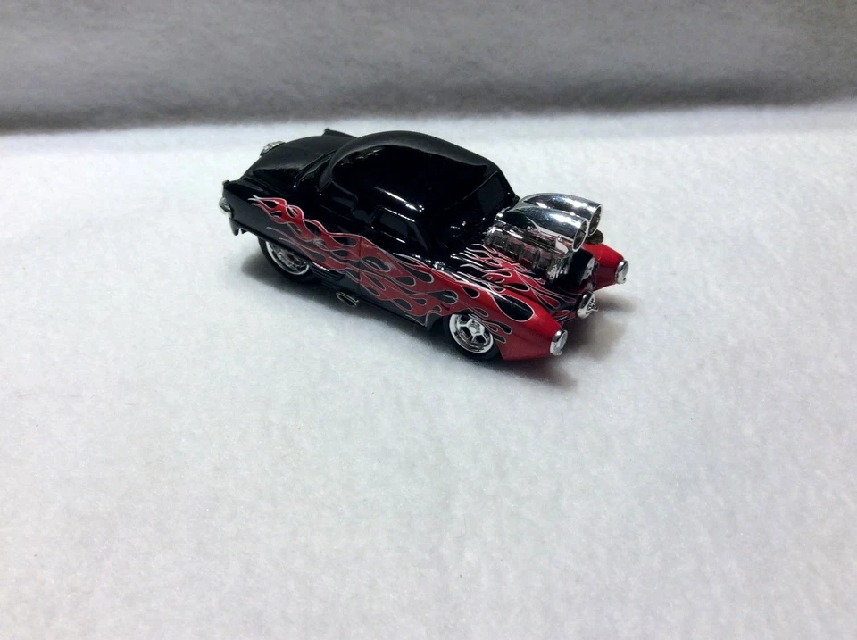 The Original Muscle Machines 1950 Studebaker Coupe 50 Studebaker Flames  1/64  - - Image 4 of 4