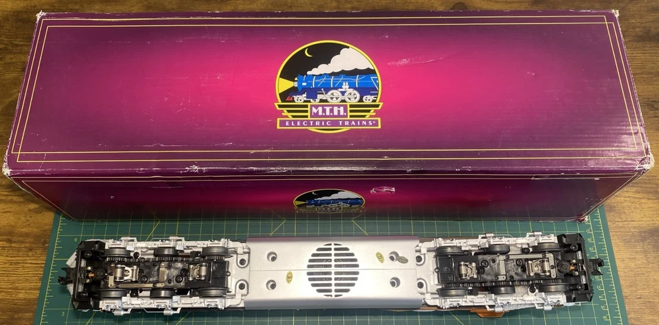 MTH Premier 20-20426-1 BNSF Diesel Engine w/Proto-Sound 3.0 - Image 3 of 4