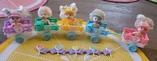 Quints Tyco Wagon 1989 With 5 Dolls And Some Accessories 