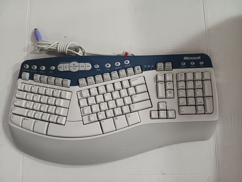 Microsoft Natural Multimedia Keyboard 1.0A RT9470 PS2 Wired Ergonomic Works