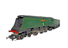 Triang Hornby R356S BR Battle Of Britain 34051 Winston Churchill Tested Boxed
