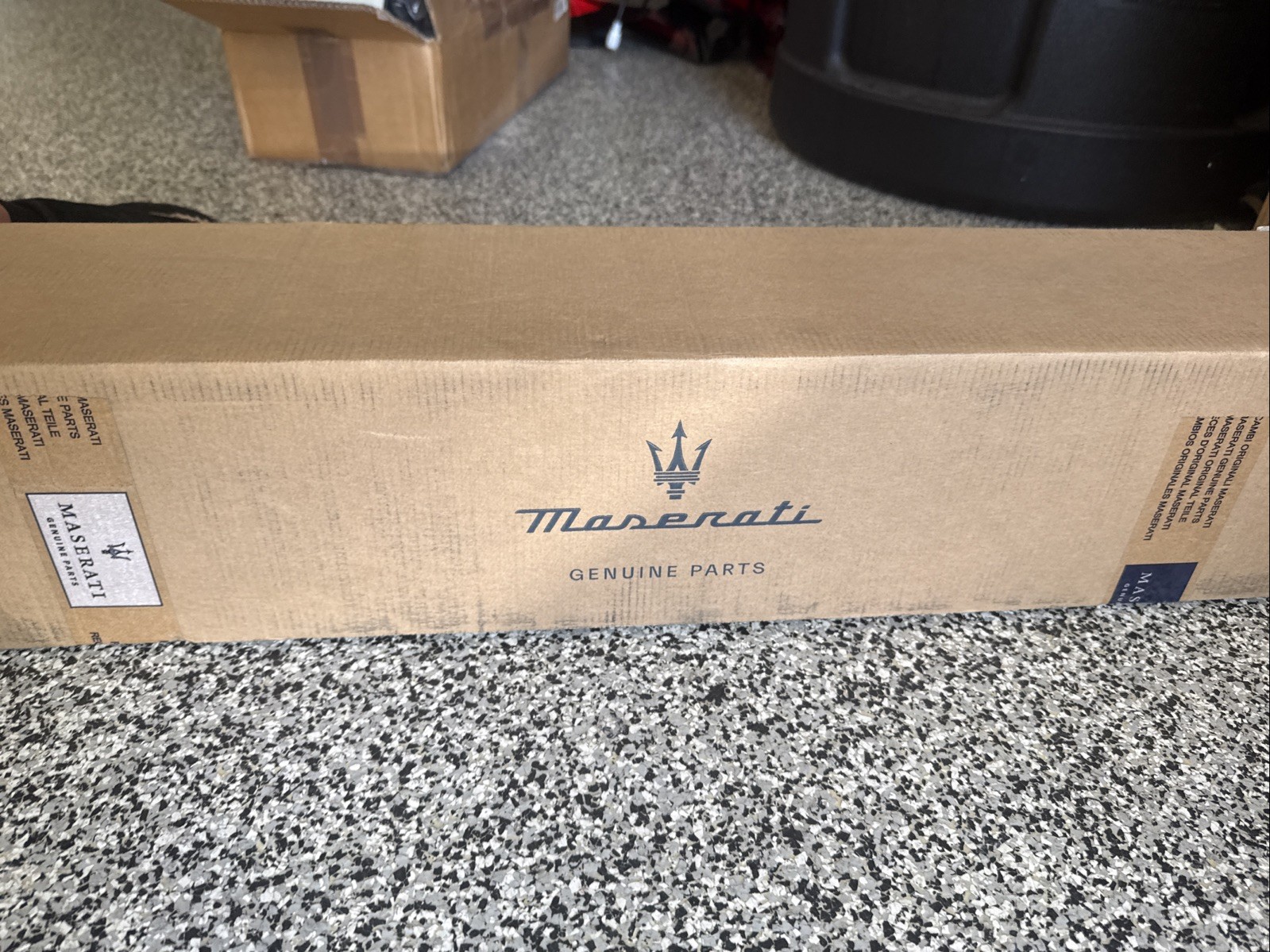 Maserati Ghibli REAR Shock absorber P/N 670102915
