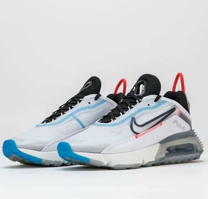 air max 2090 white black