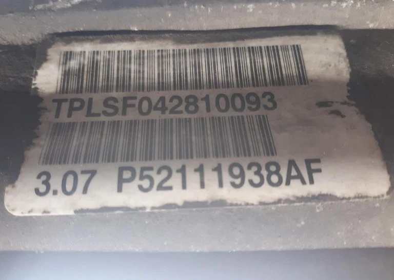 2005-2010 Jeep Grand Cherokee Front Differential Carrier 3.07 - Image 3 of 4