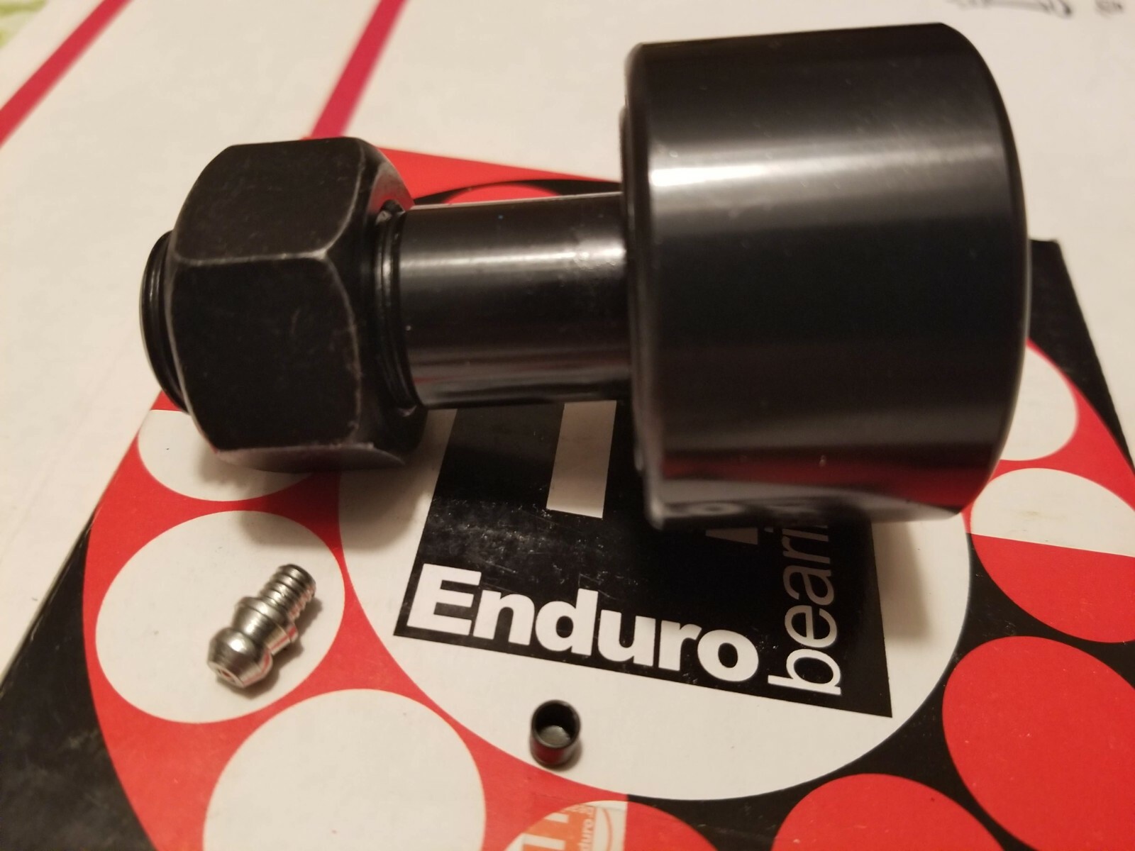 Koyo Torrington CRSB64 ENDURO brand cam follower bearing roller stud w/ Nut 4"