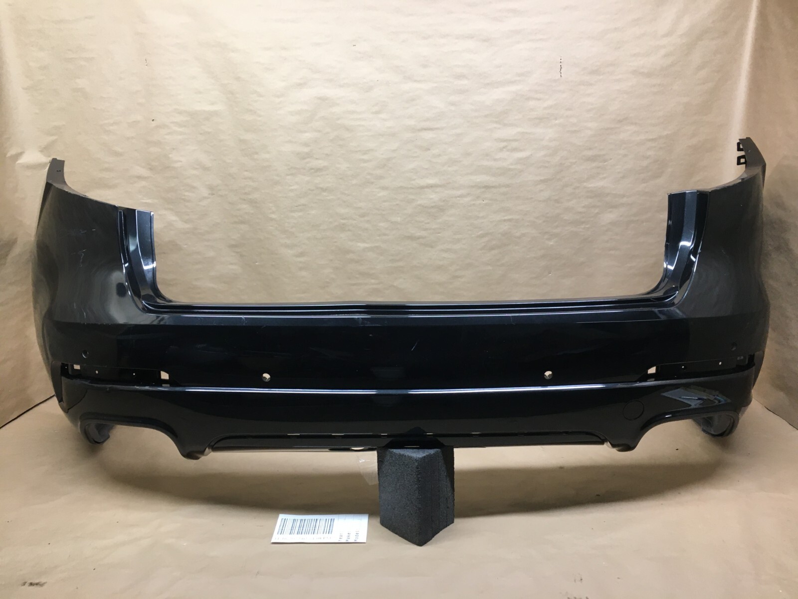 2017-2022 Maserati Levante M161 Rear Bumper Cover OEM 06701481520 17 18 19 20 21