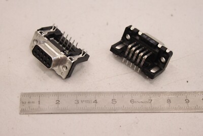2x 09661527611 Harting DB9 9 Kontakte D-Sub Steckverbinder 1207597