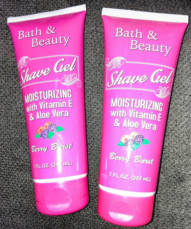 Bath & Beauty Moiturizing Shave Gel w/ Vitamin E & Aloe Vera-Berry 7oz x 2