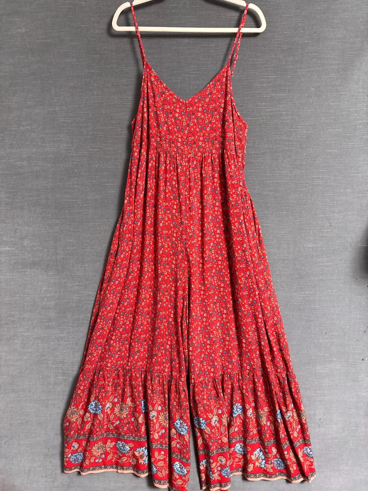 Natural Life Jumpsuit M Red Floral Ruffle Wide Leg Boho Rayon Cottage Summer
Opens in a new window o