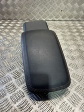Mercedes-Benz GLA W156 X156 2017 Armlehne TOF66150 Mercedes-Benz GLA W156 X156 2017 Armlehne TOF66150